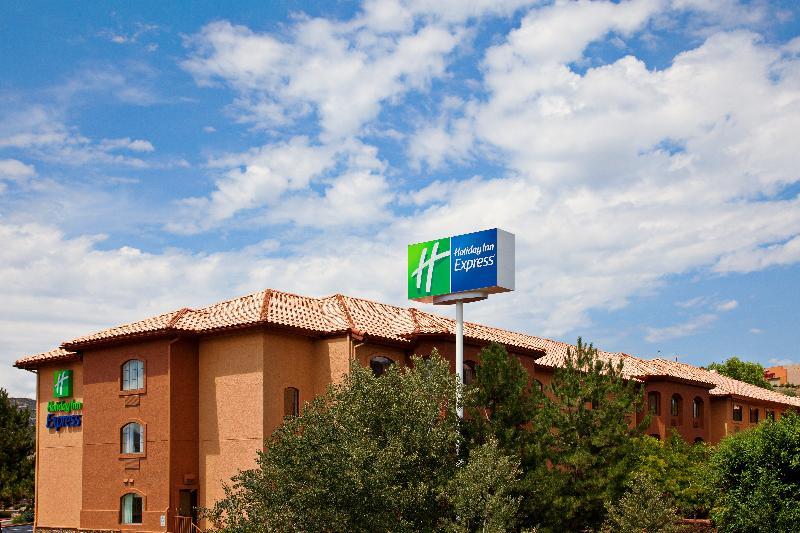 Holiday Inn Express Prescott, An Ihg Hotel Exterior photo